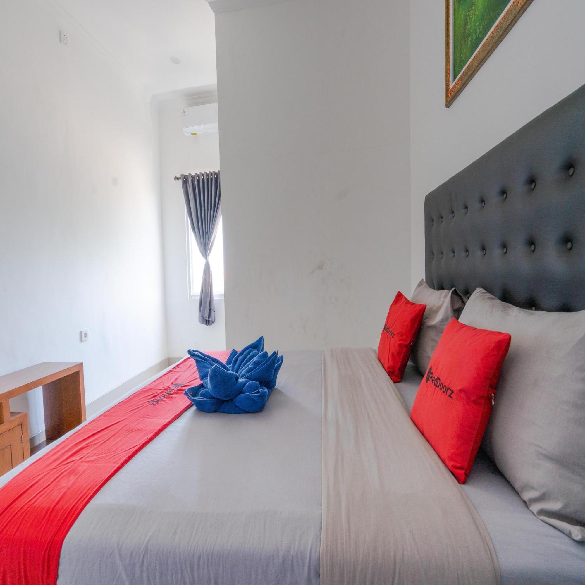 Reddoorz @ Uluwatu Suites Exterior foto